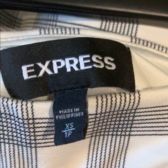 Express / black and white checkered mini skirt - Picture 3 of 4